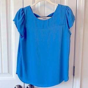 LOFT Short Sleeve Top with Cut Out Back